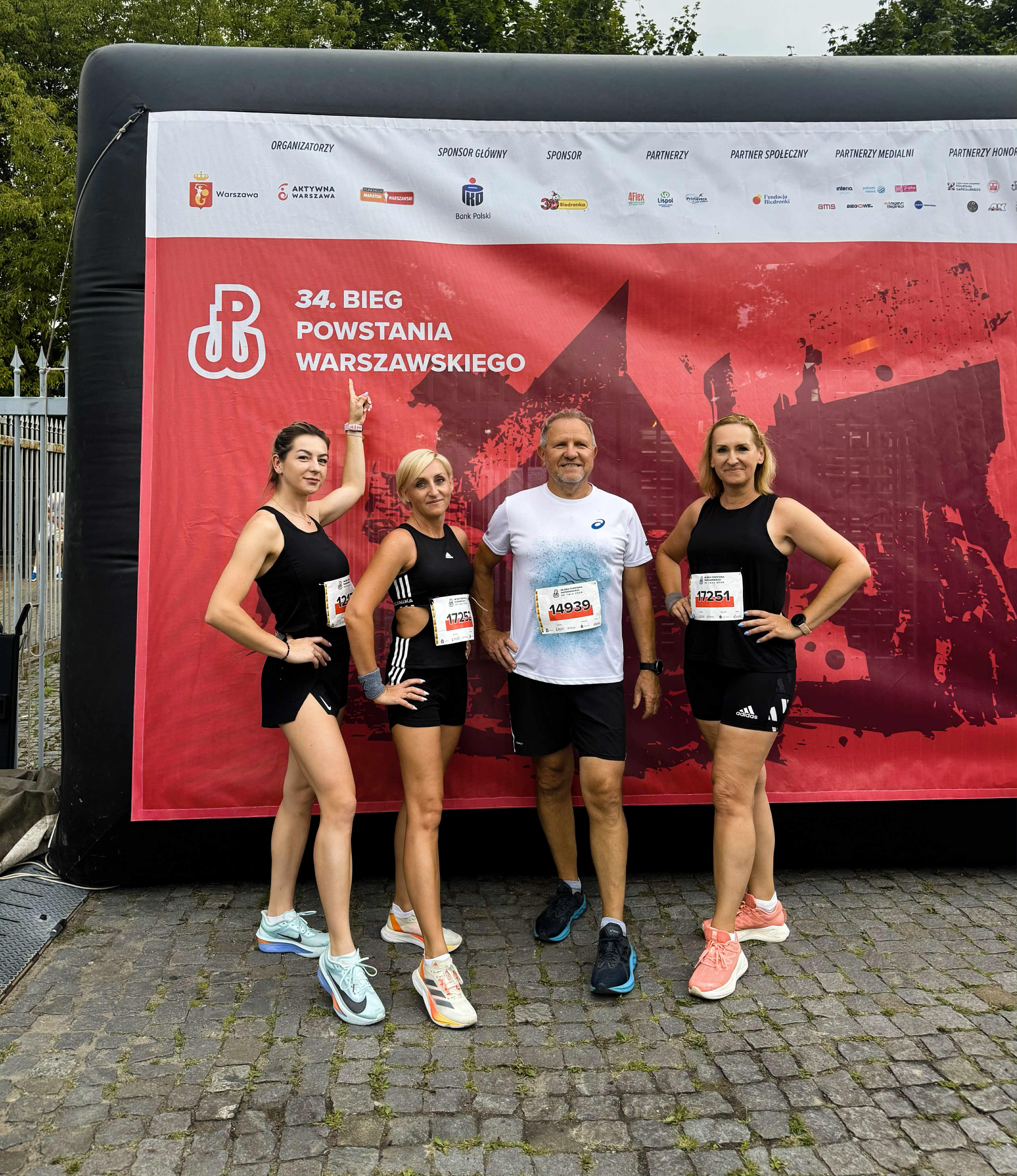 Pamięci Bohaterów Powstania Warszawskiego